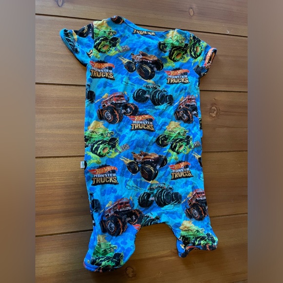 Posh Peanut collaboration with Hot Wheels bamboo monster truck zippered romper - Picture 2 of 3